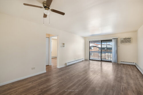 7731 Woodward Avenue #1B, Woodridge, IL