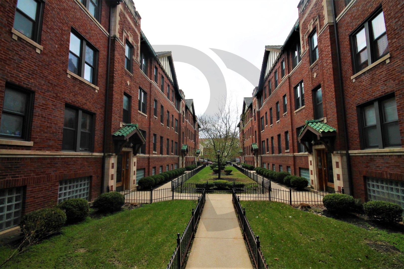 2706 N Spaulding Avenue #3FF, Chicago, IL