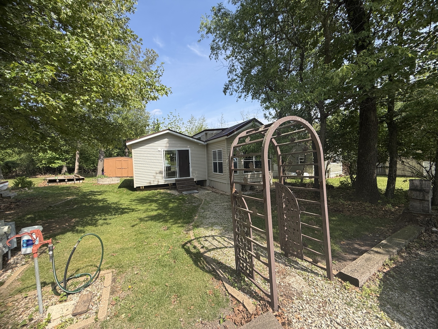 19-63/64 Woodhaven Lakes, Sublette, IL