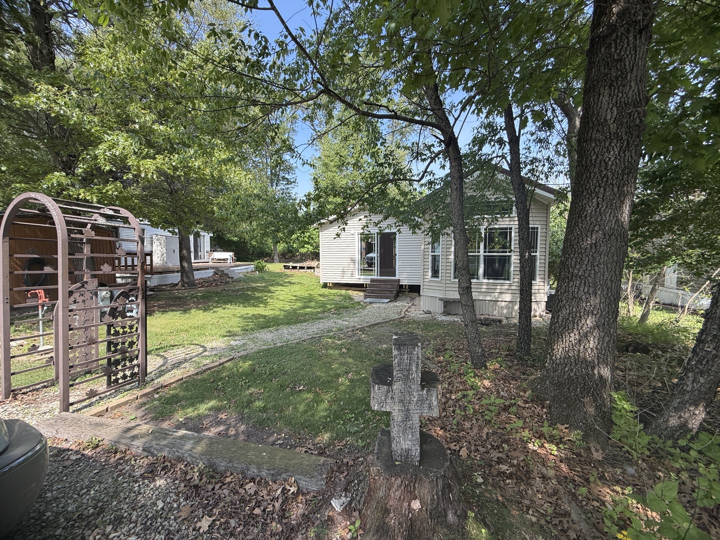 19-63/64 Woodhaven Lakes, Sublette, IL