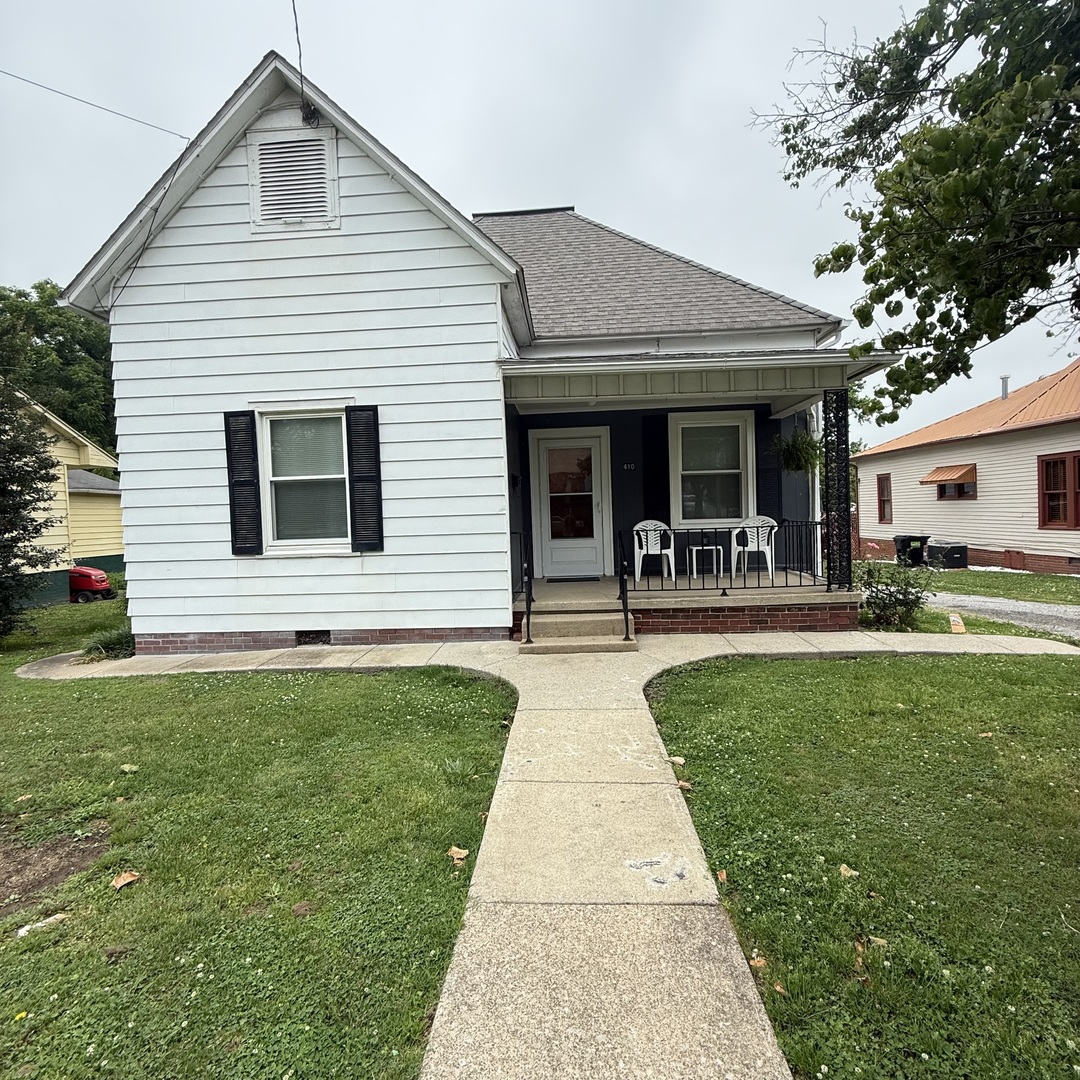 410 E Locust Street, Harrisburg, IL