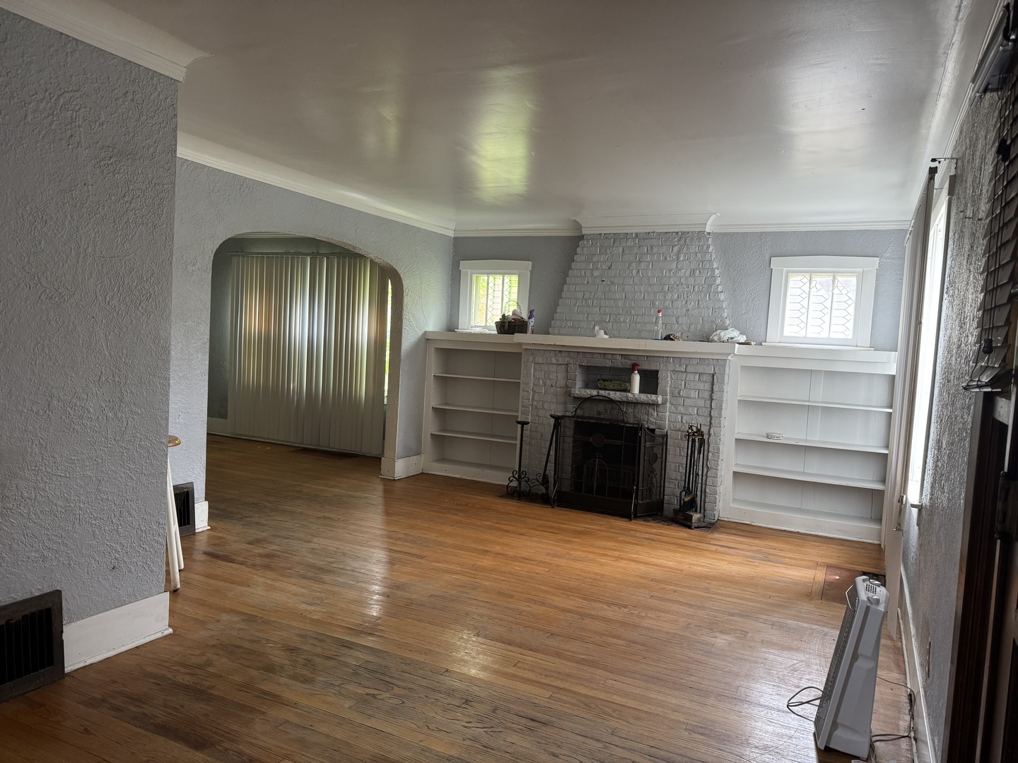 15629 Ashland Avenue, Harvey, IL