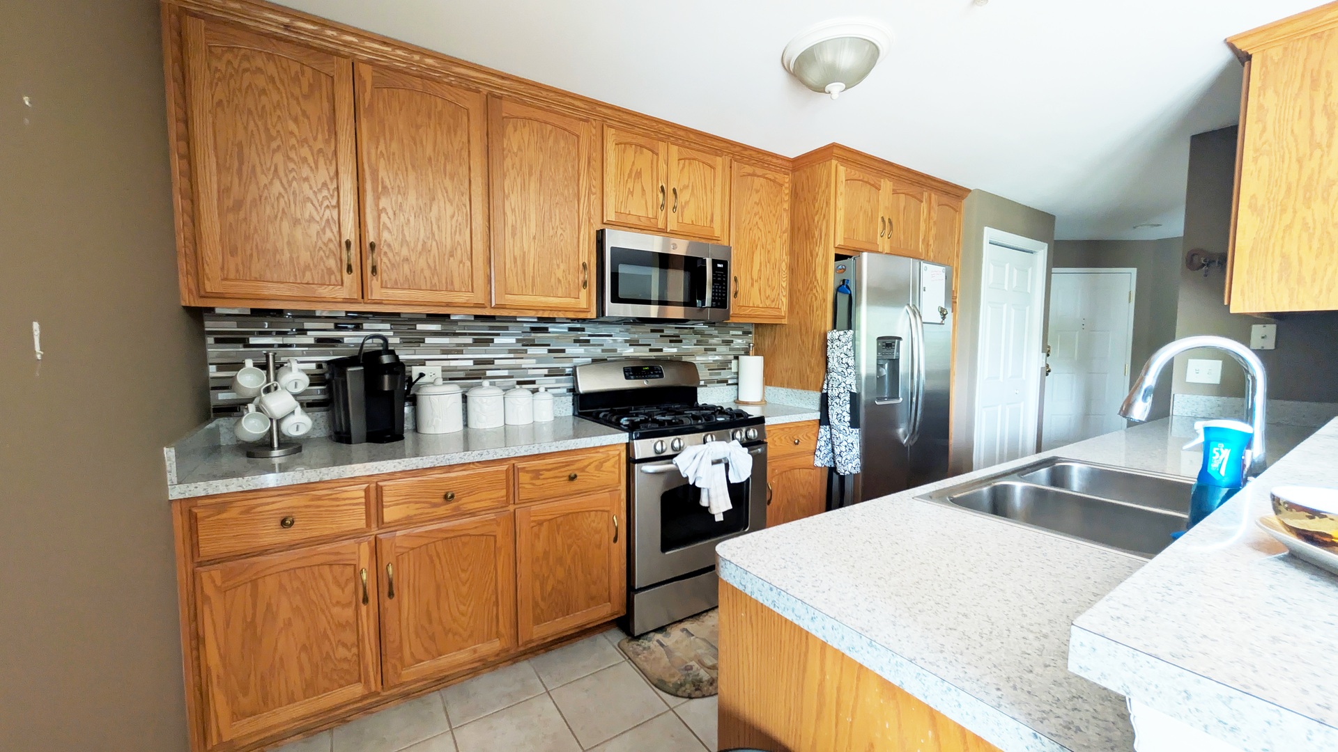 706 63rd Street #202, Westmont, IL