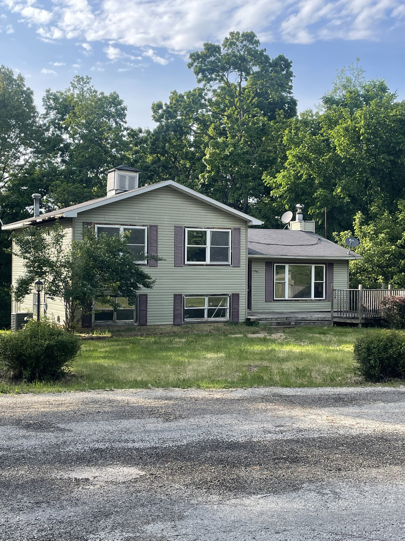 929 Stony Hollow Road, Knoxville, IL