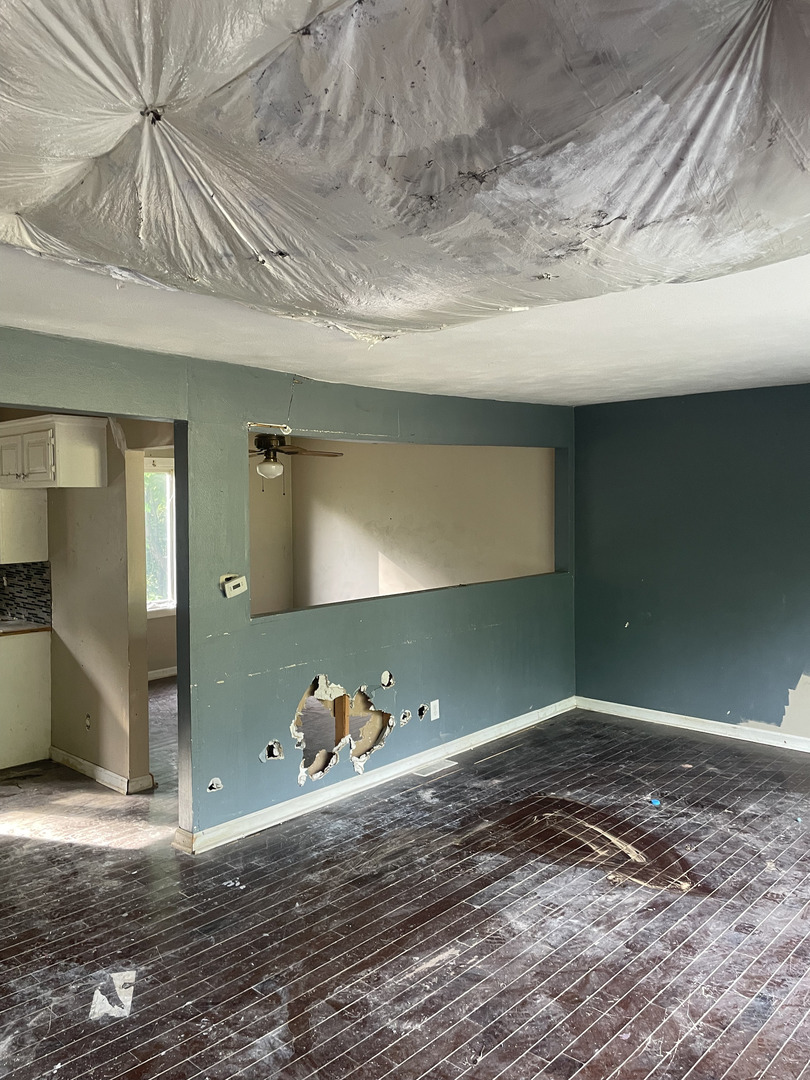 929 Stony Hollow Road, Knoxville, IL