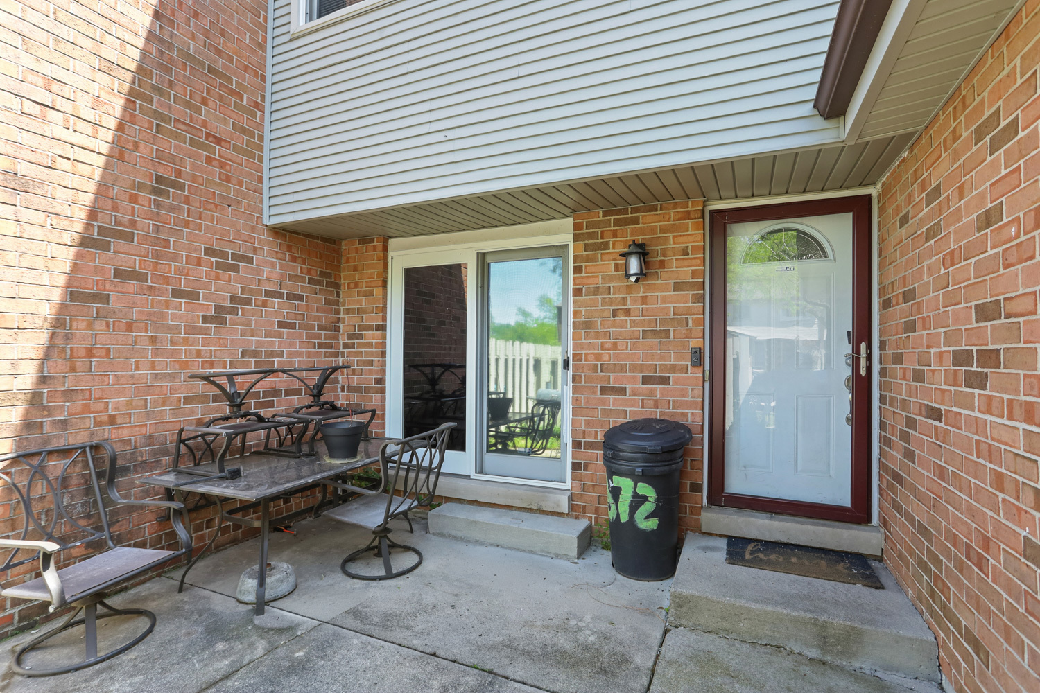 872 Greenbriar Lane, University Park, IL