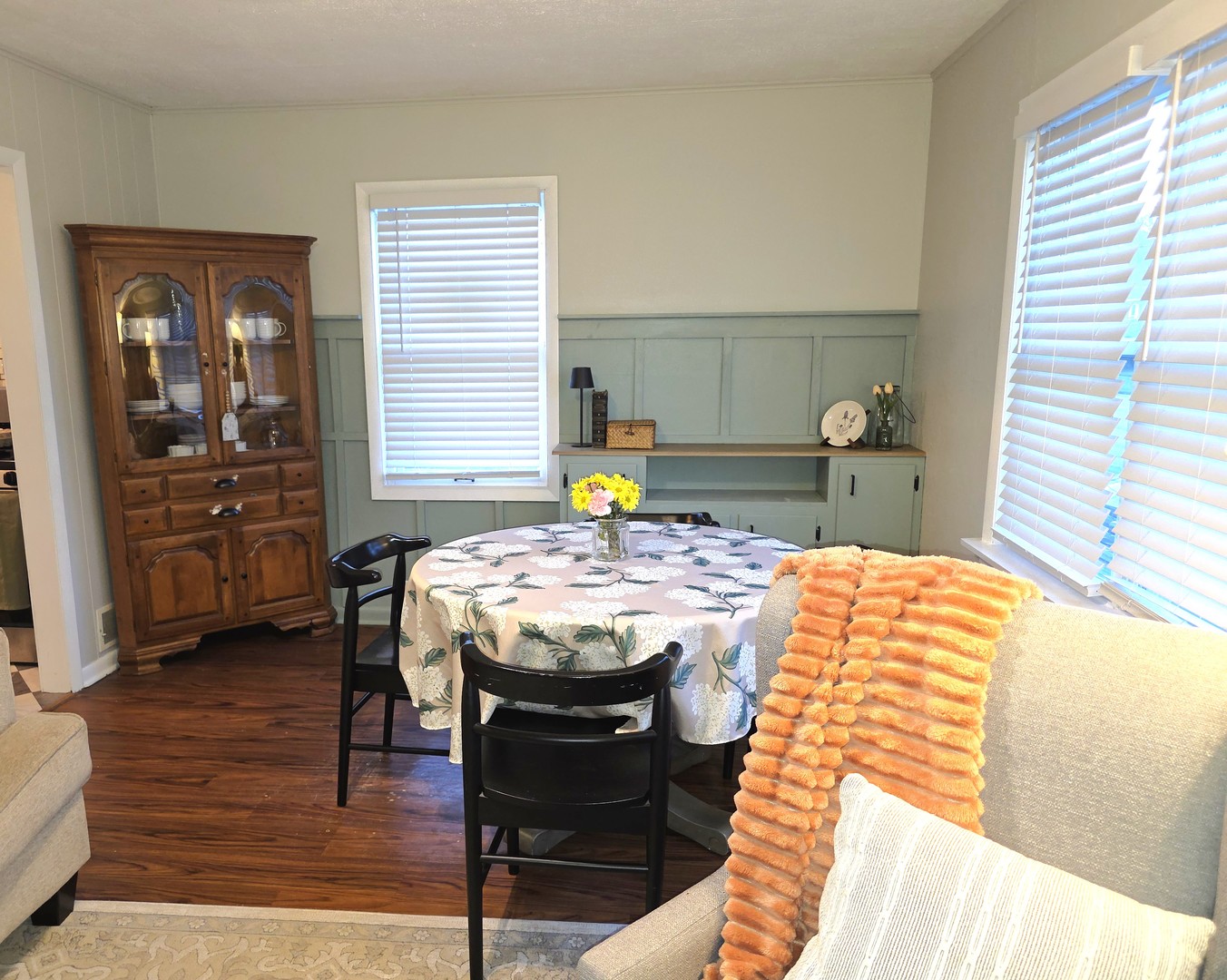 17936 Hickory Street, Lansing, IL