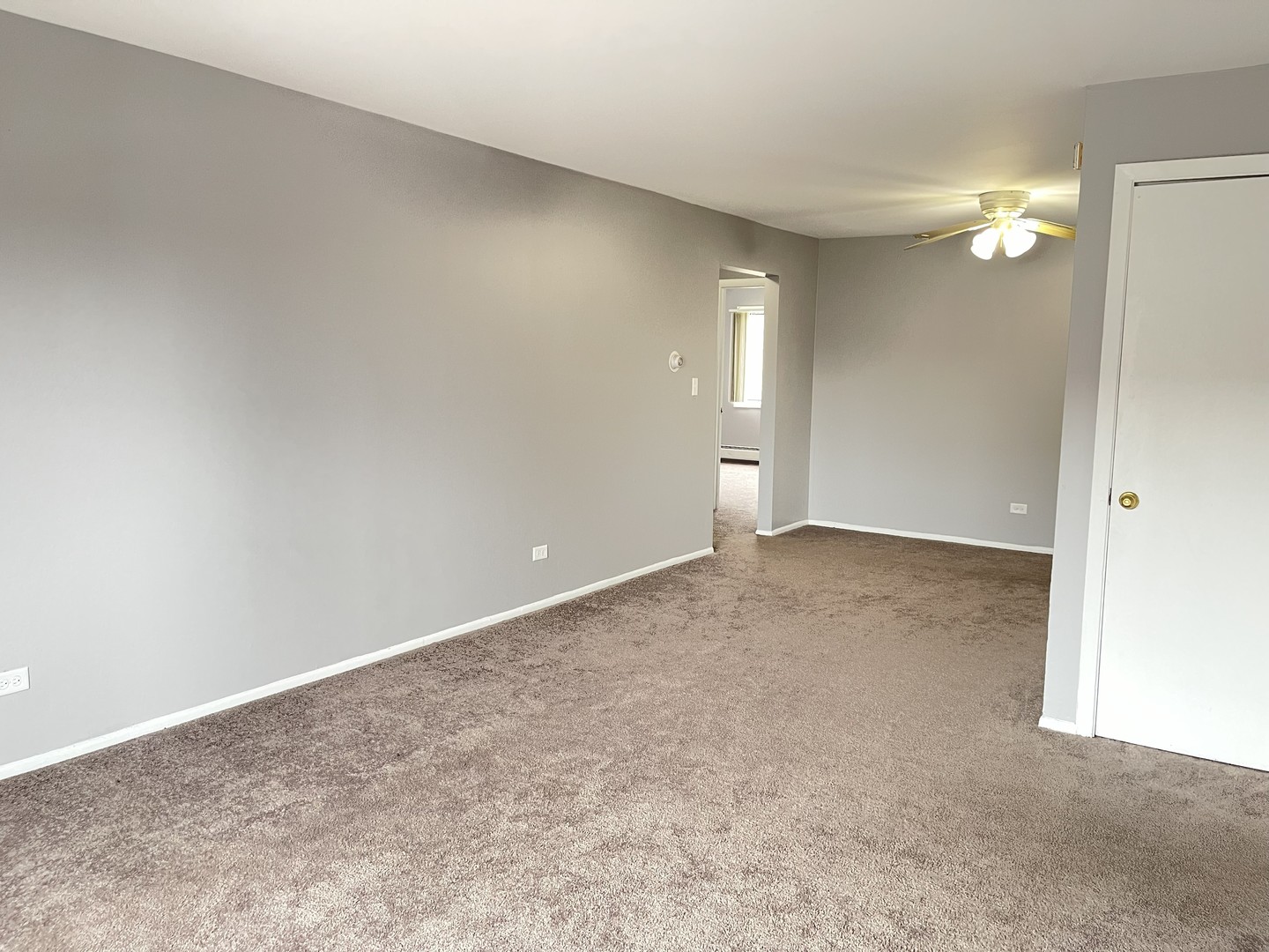 535 Brookside Drive #A, Westmont, IL