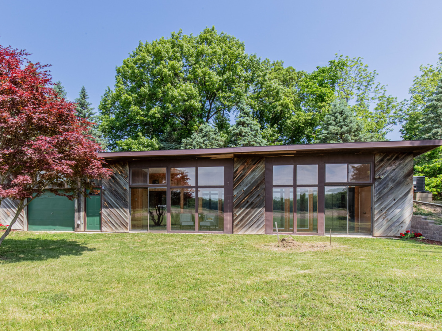 8076 White Oak Road, Magnolia, IL