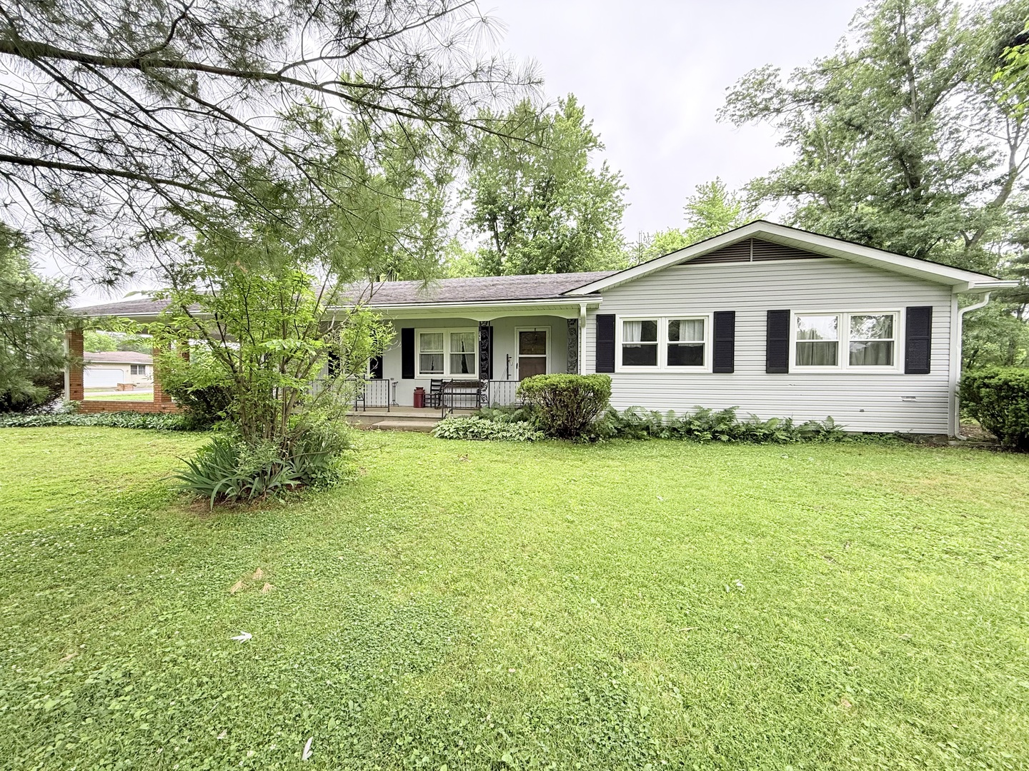 100 Magnolia Street, Harrisburg, IL