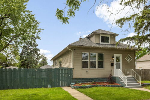 15818 Willard Avenue, Harvey, IL