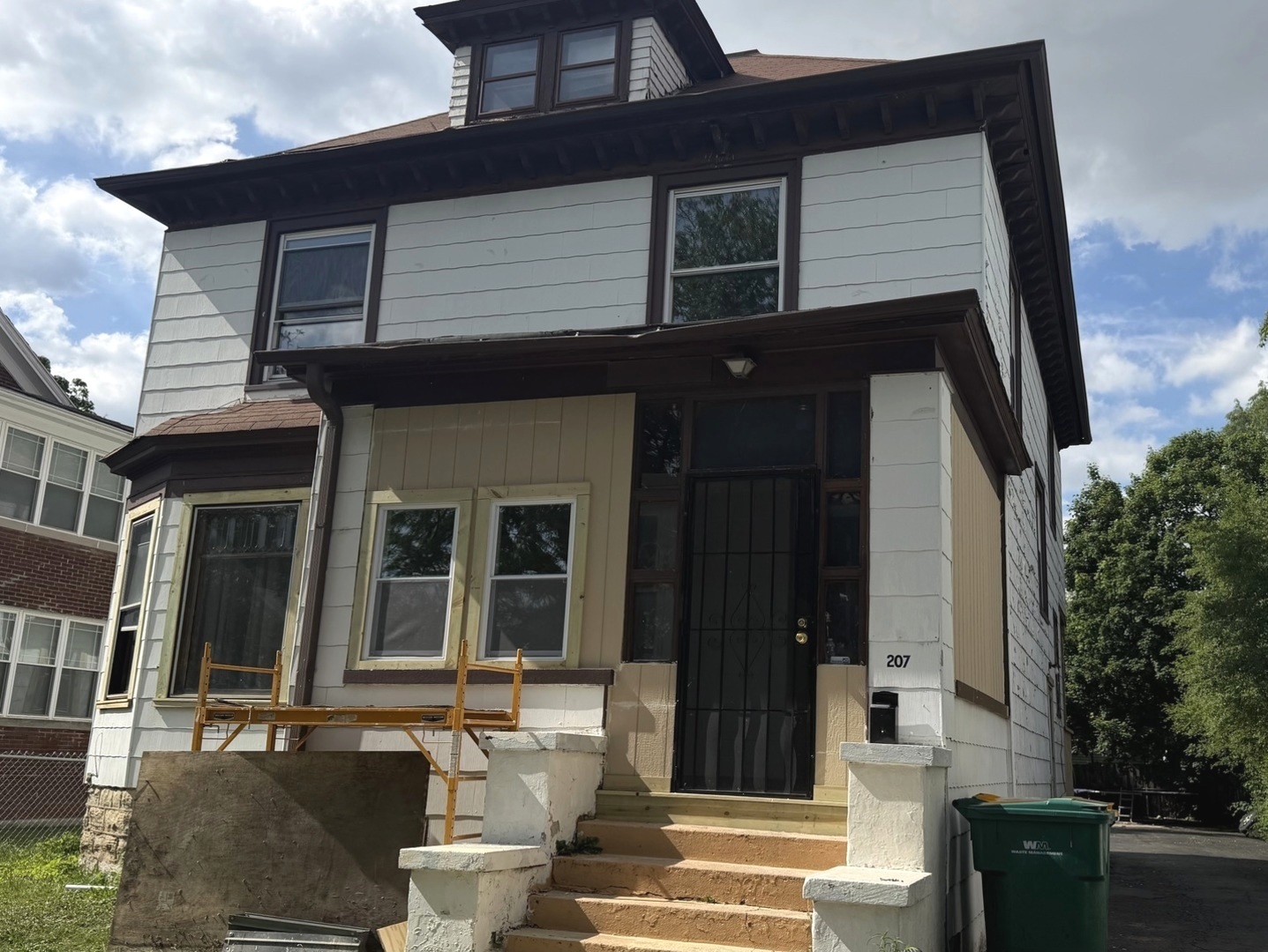 207 2nd Avenue, Joliet, IL