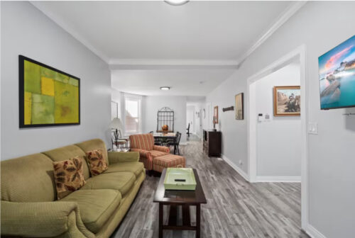 7144 S INGLESIDE Avenue, Chicago, IL