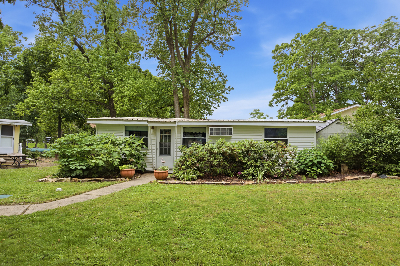 108 Shorts Drive, Neoga, IL