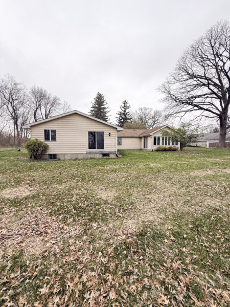 1599 E 2700 NORTH Road, Clifton, IL
