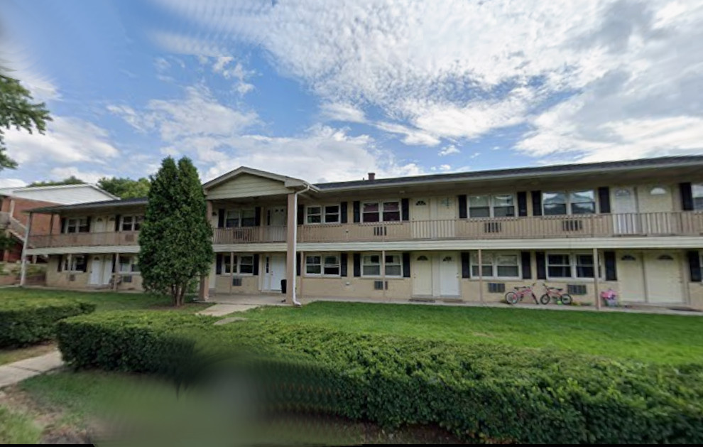821 Bode Road #4, Elgin, IL