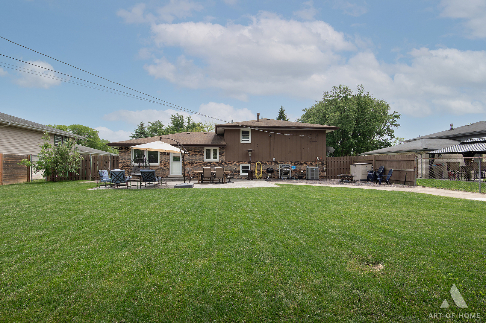 10136 Charles Avenue, Palos Hills, IL