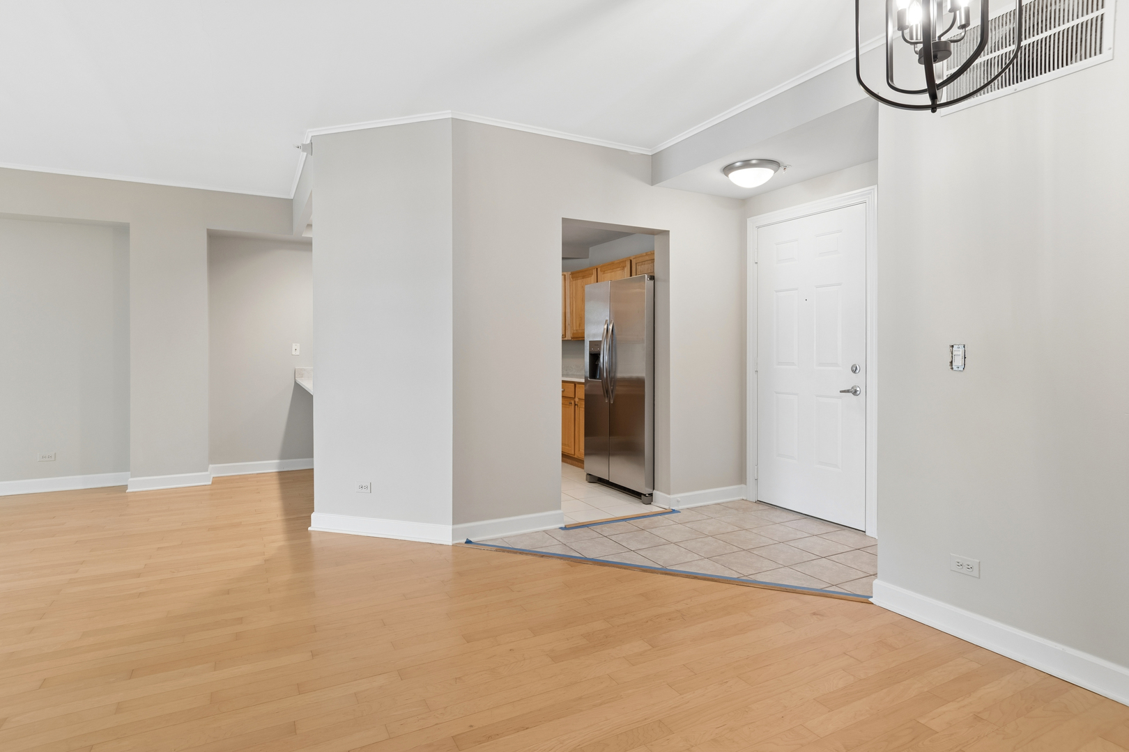245 Burlington Avenue #203, Clarendon Hills, IL