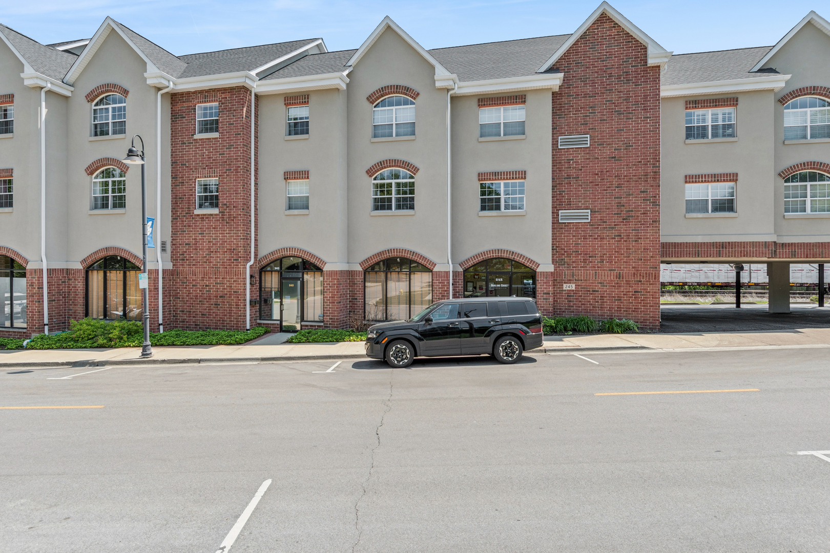 245 Burlington Avenue #203, Clarendon Hills, IL