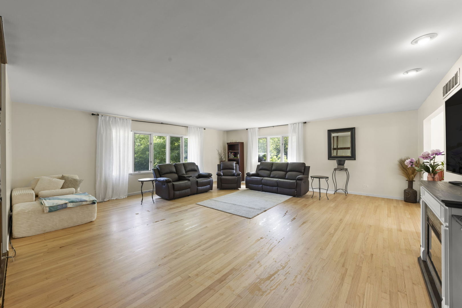 1241 Norfolk Avenue, Crete, IL