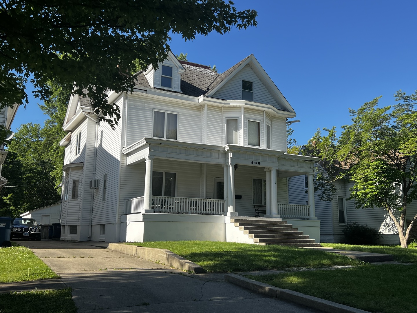 408 E Washington Street, Hoopeston, IL
