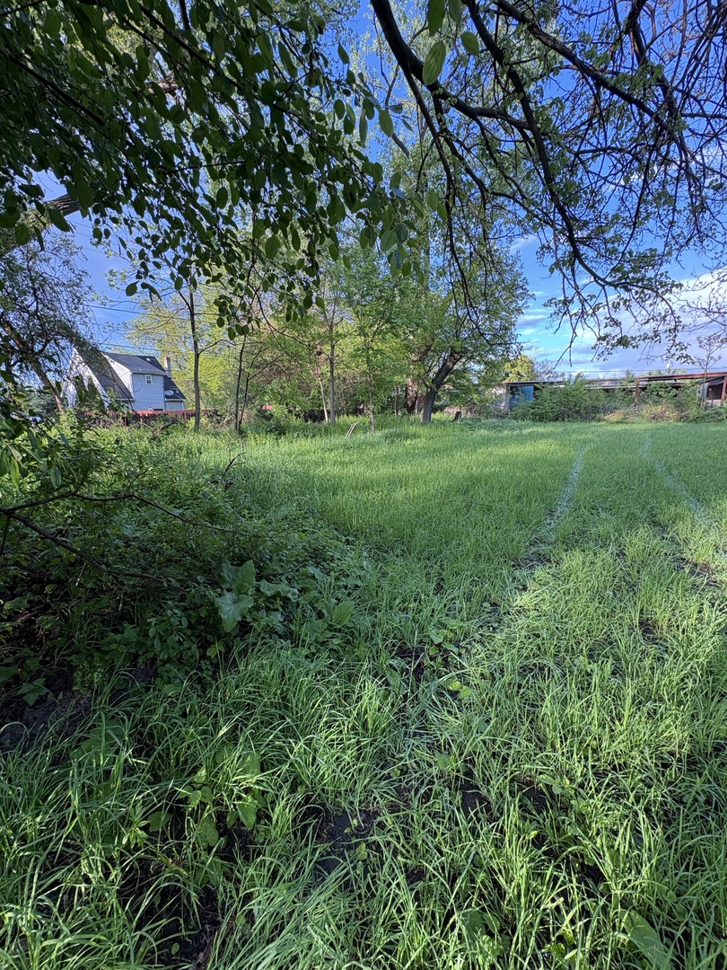 13523 S Sawyer Avenue, Robbins, IL