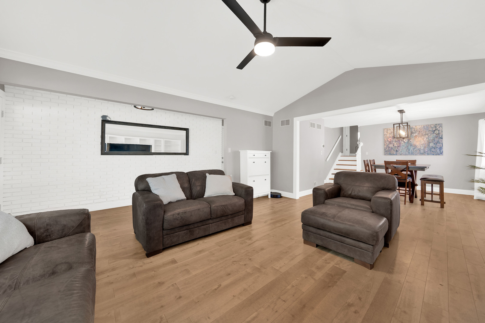 9737 W 57TH Street, Countryside, IL