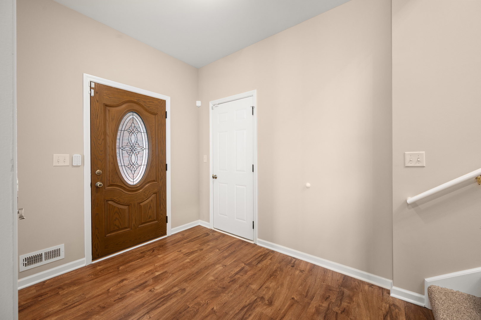 3705 Green Tree Lane, DeKalb, IL