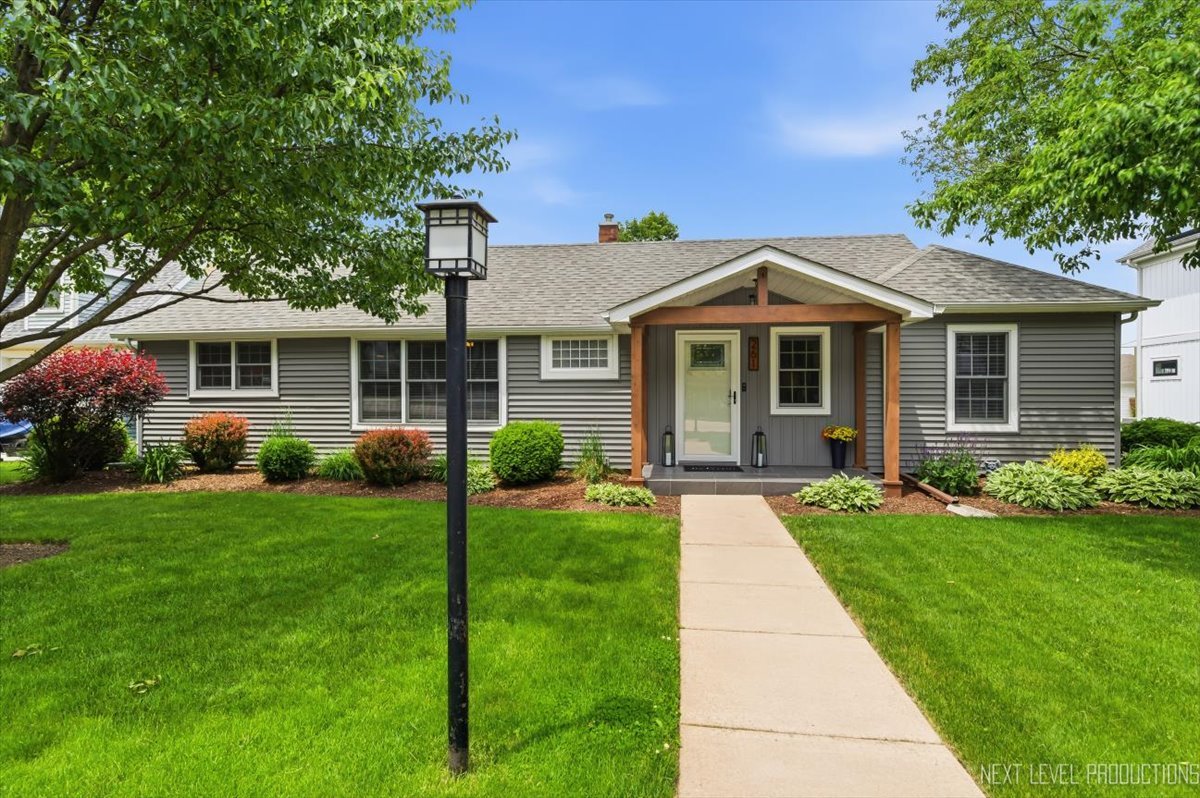 261 Main Street, Oswego, IL