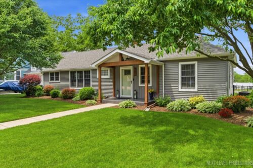 261 Main Street, Oswego, IL