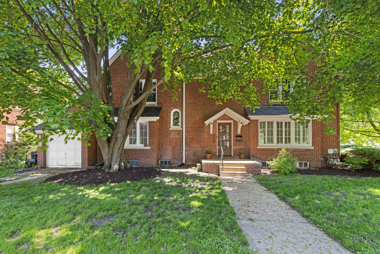 1206 Harlem Boulevard, Rockford, IL