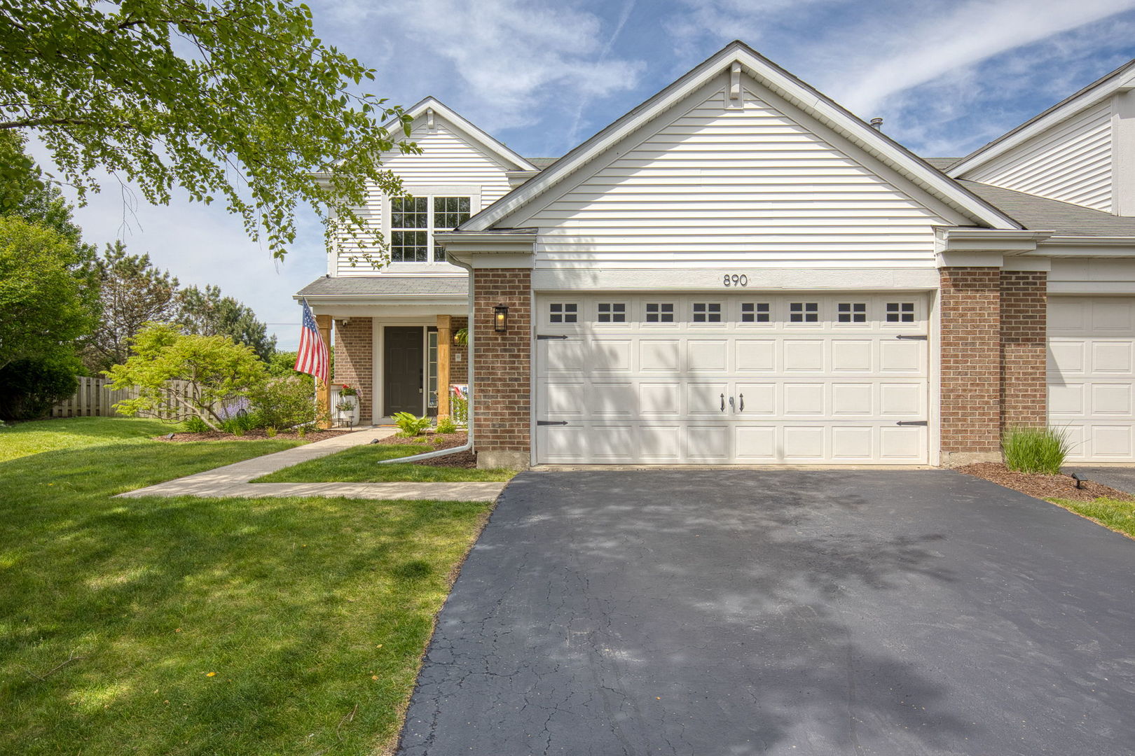 890 Richard Brown Boulevard, Volo, IL