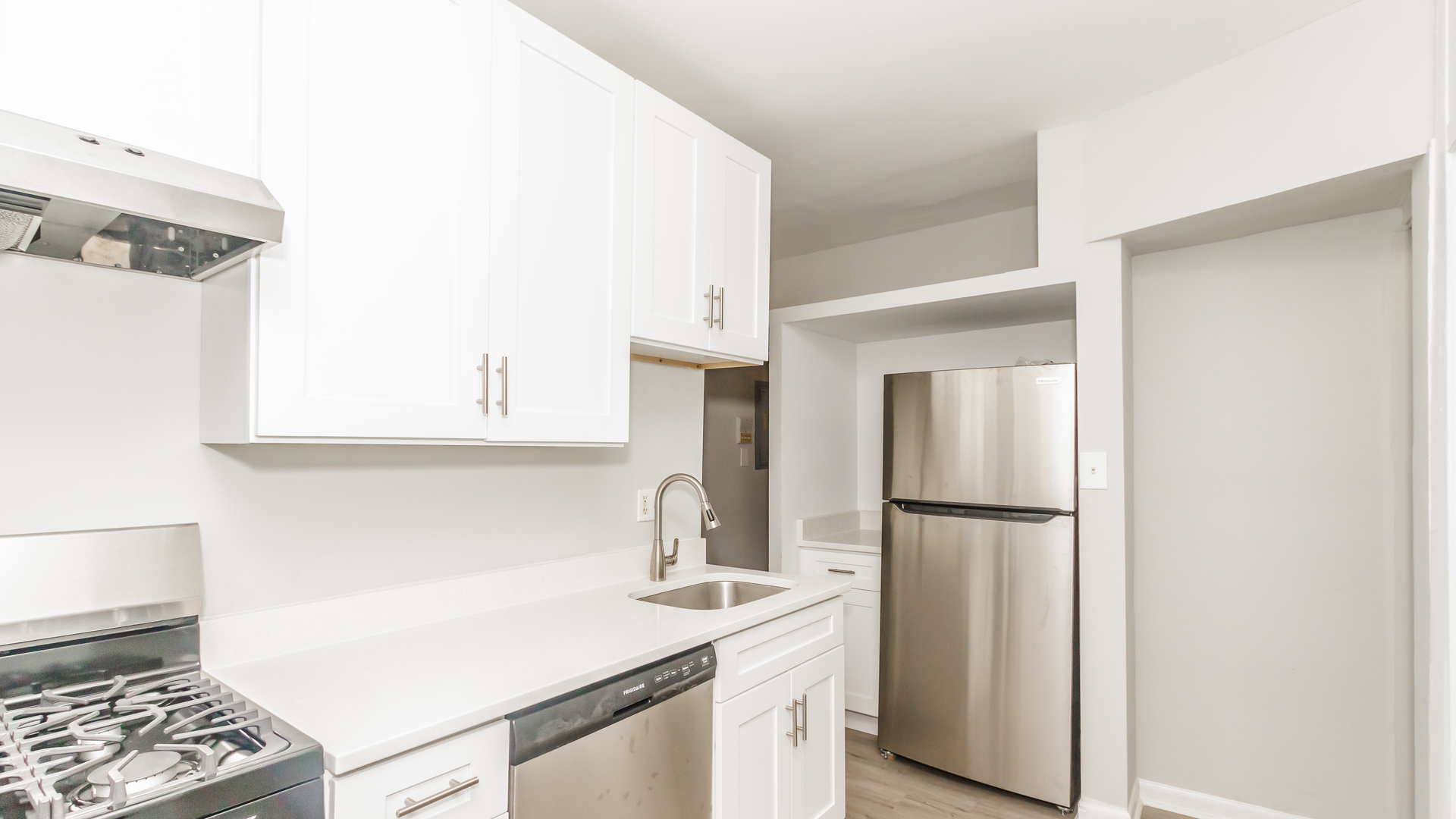 2722 W Rosemont Avenue #1, Chicago, IL