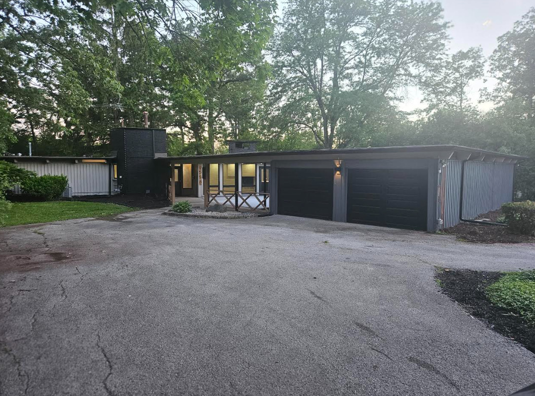 2556 Country Club Drive, Olympia Fields, IL