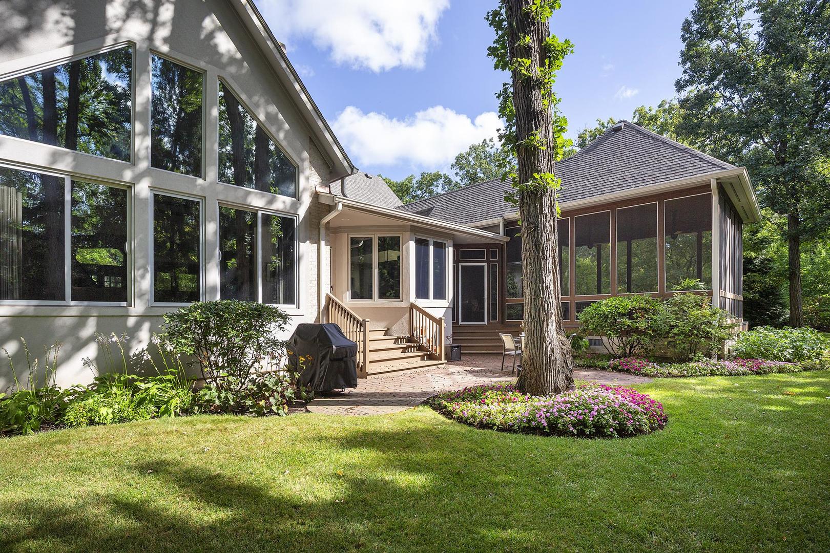 2665 Sunset Trail, Riverwoods, IL