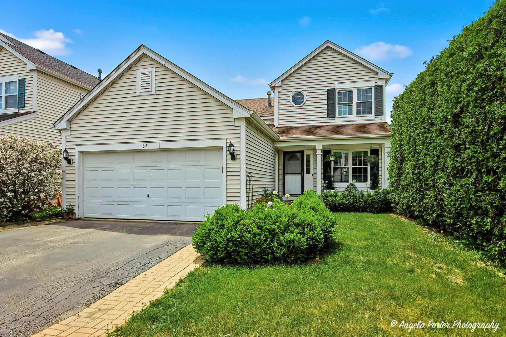 67 Centennial Drive, Hainesville, IL