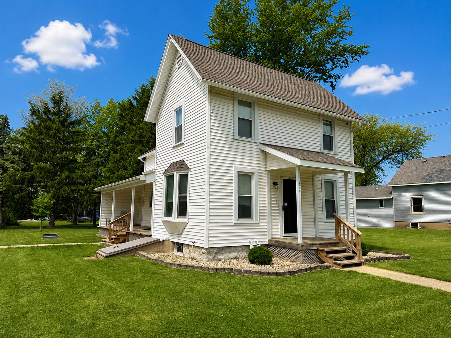 109 N Meyers Avenue, Milledgeville, IL