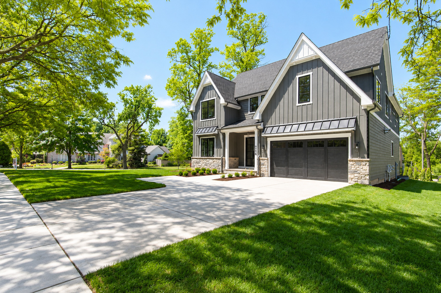 246 Holmes Avenue, Clarendon Hills, IL