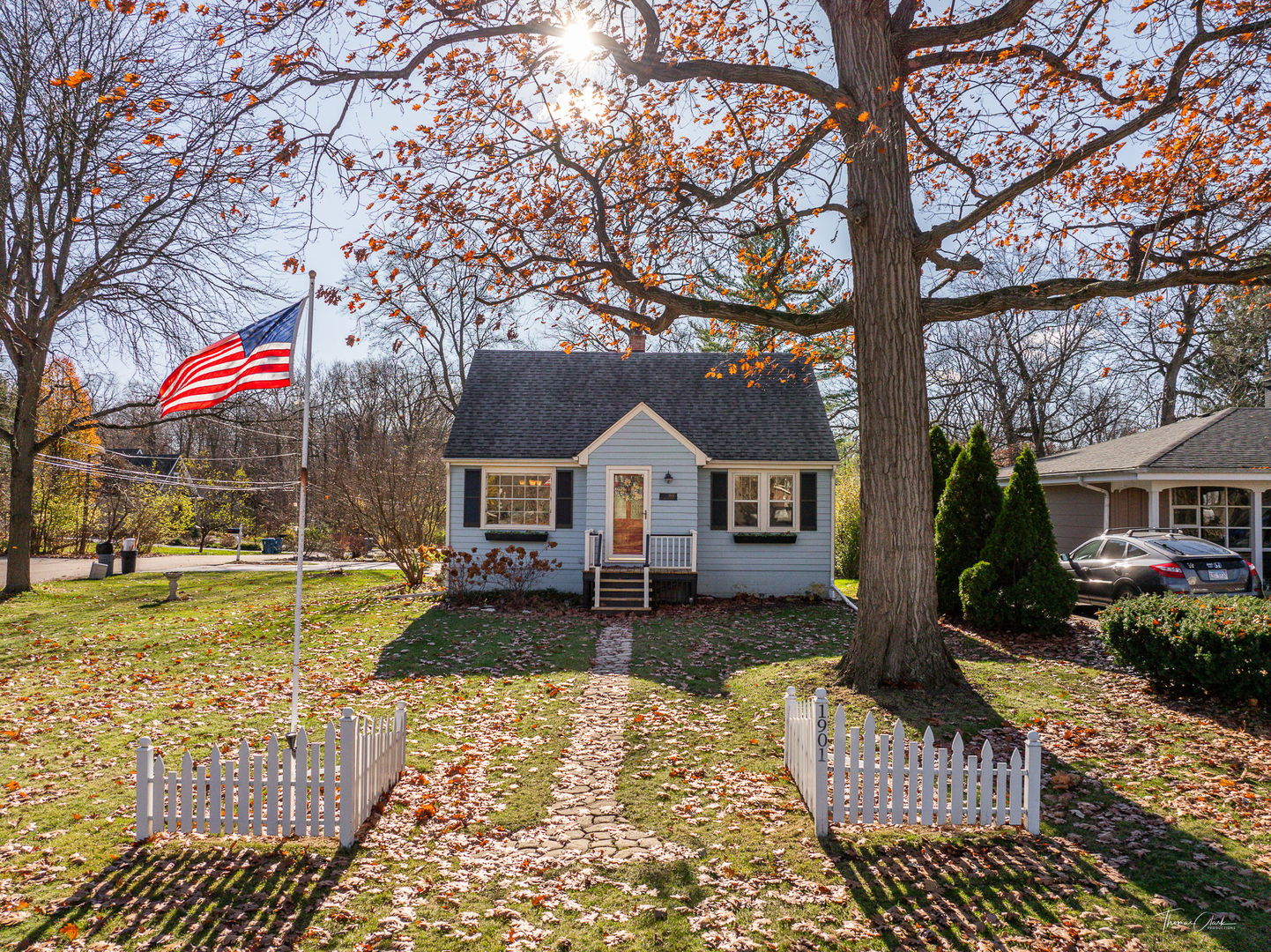 1901 Curtiss Street, Downers Grove, IL