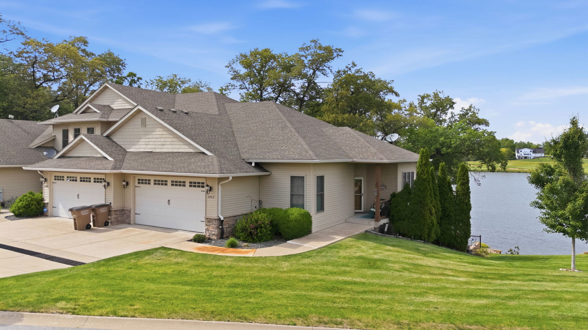 1012 Fairway Lane, Sherrard, IL