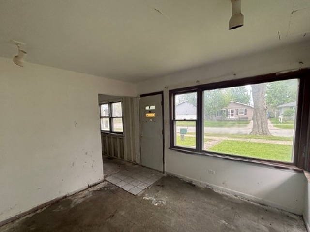 3104 Hopkins Street, Steger, IL
