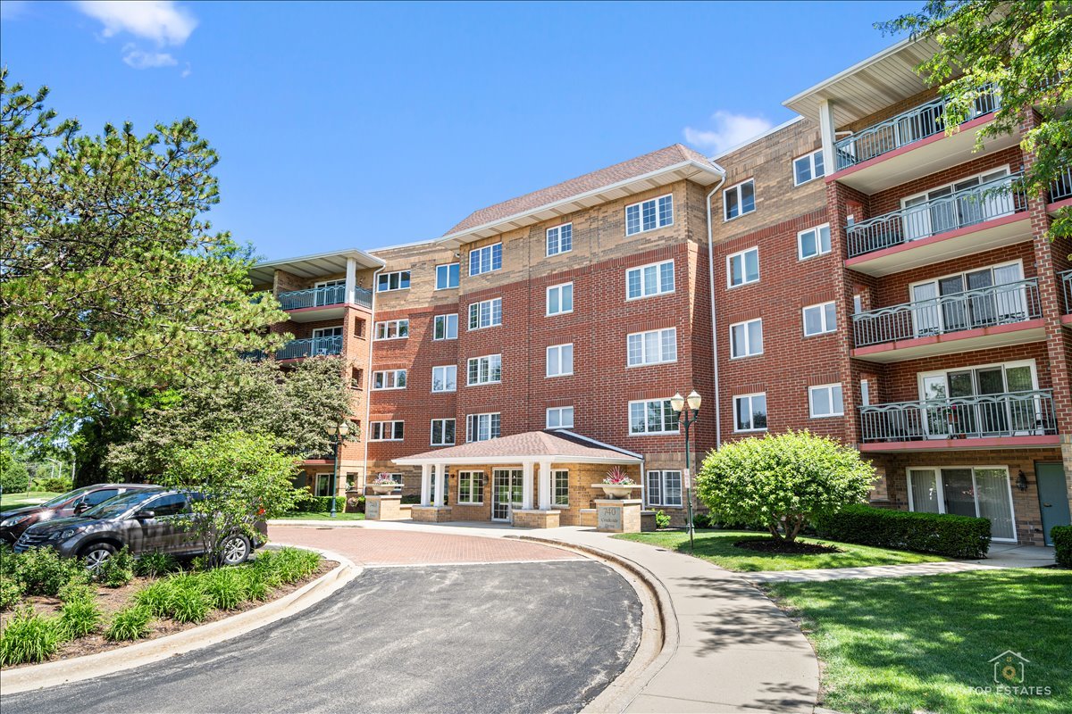 740 Creekside Drive #509, Mount Prospect, IL
