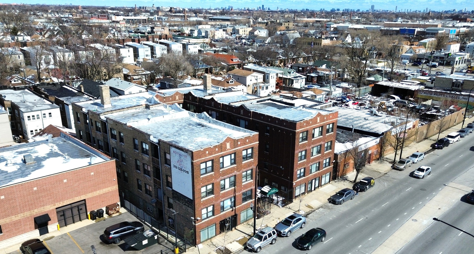 4854 W North Avenue, Chicago, IL