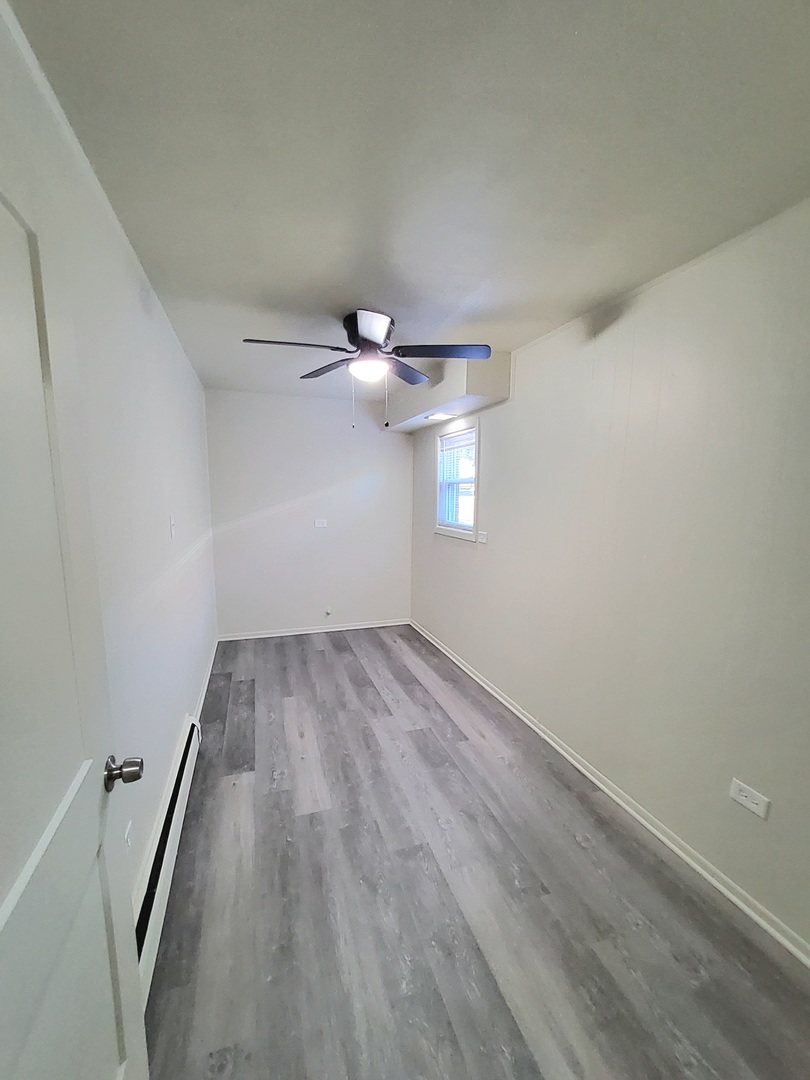 7445 W 64th Street, Summit, IL