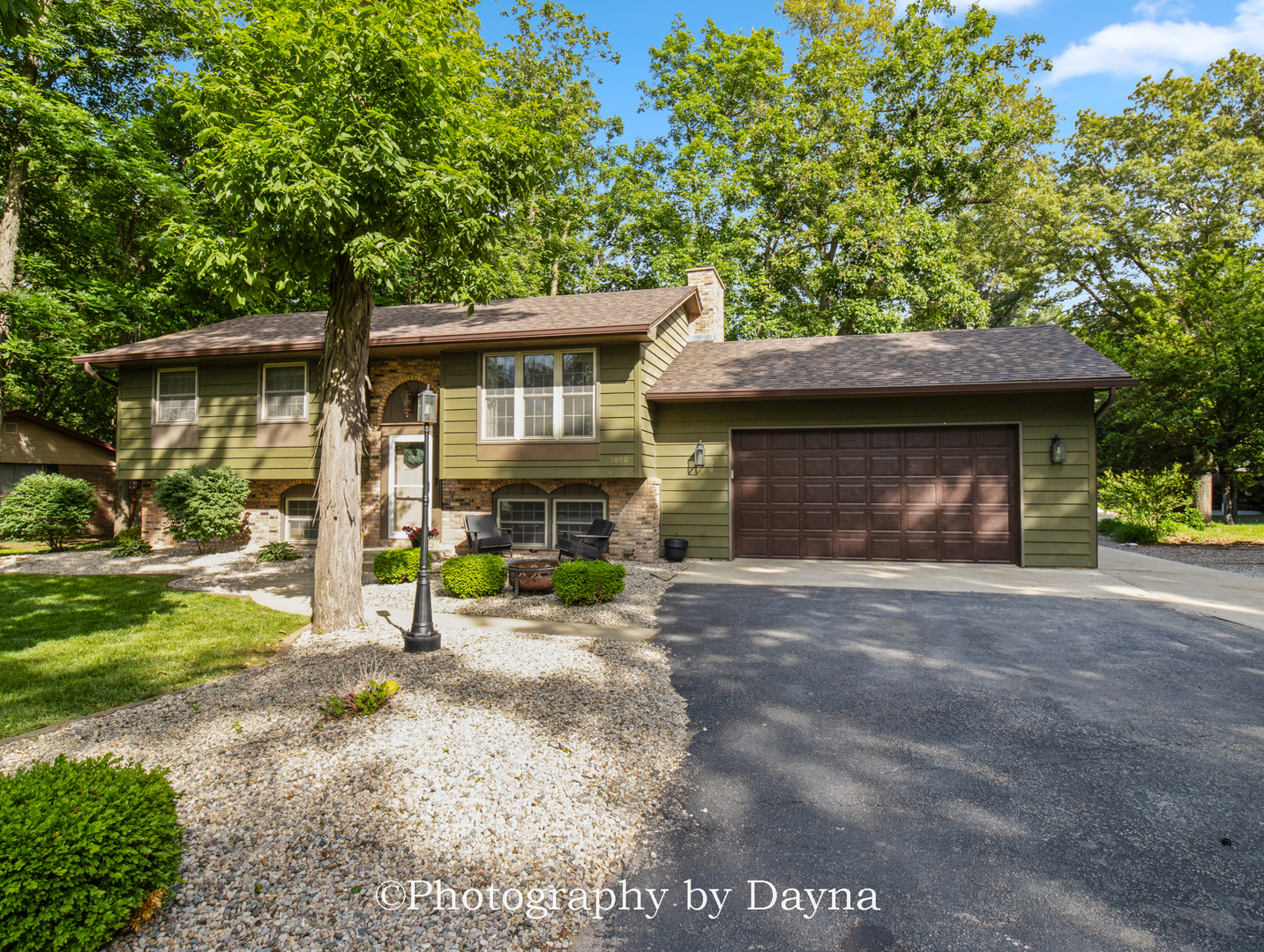 5880 Muriel Lane, St. Anne, IL