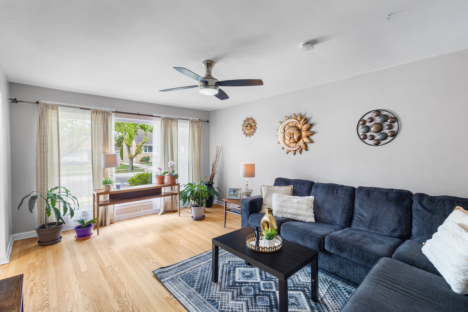 2711 Maple Avenue, Brookfield, IL