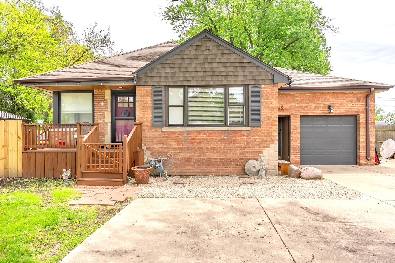 17W445 BUTTERFIELD Road, Oakbrook Terrace, IL