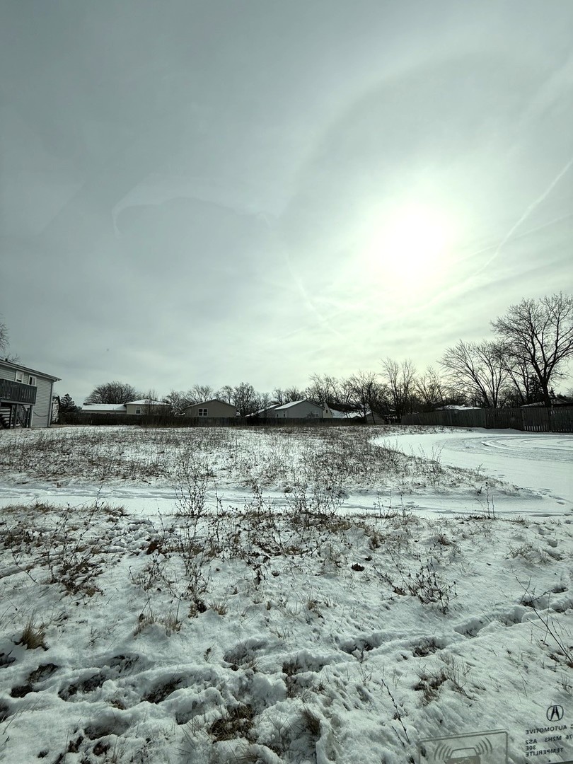 608 Sullivan Lane, University Park, IL