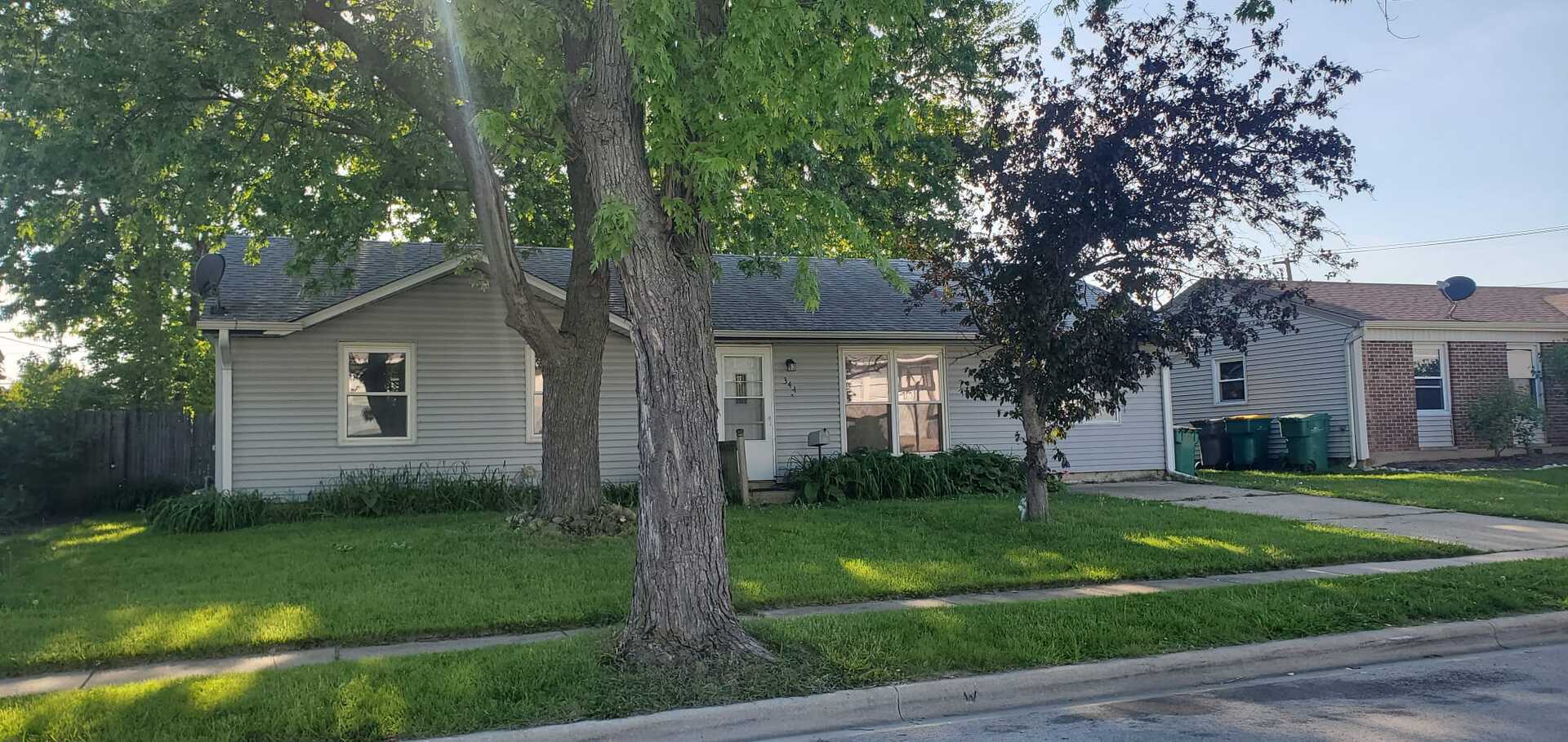 344 Emery Avenue, Romeoville, IL