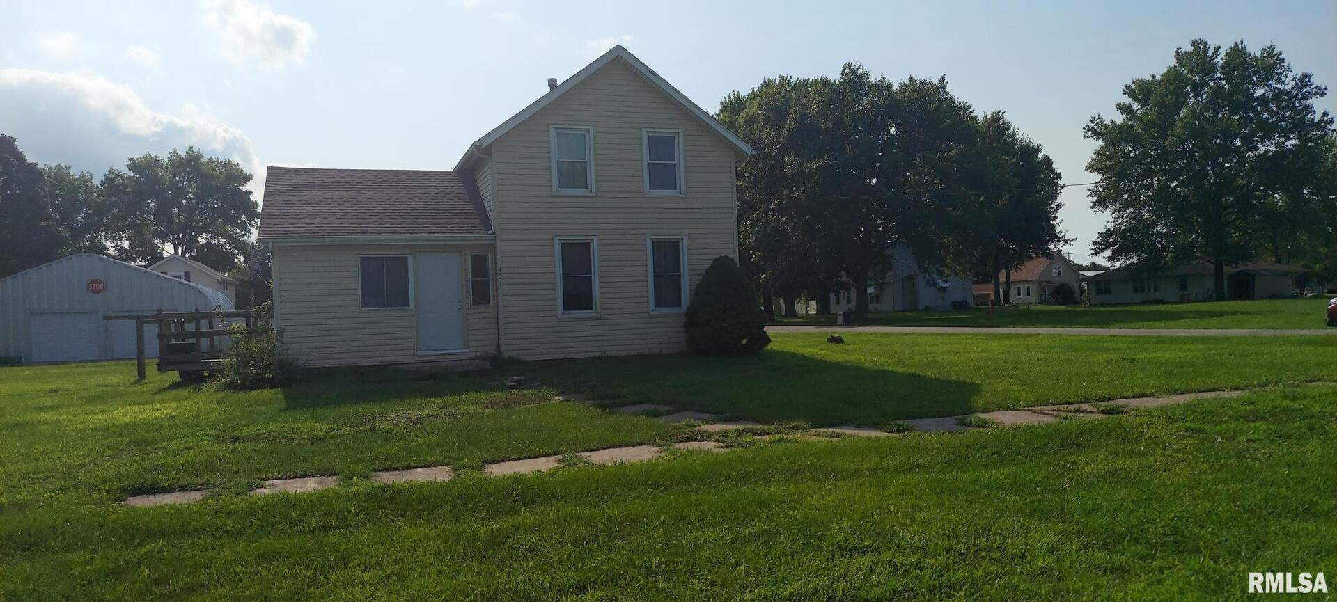 401 S 3RD Avenue, New Windsor, IL